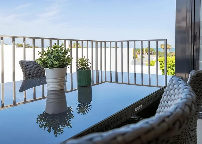 The Sunset House - Punta Candor Beach